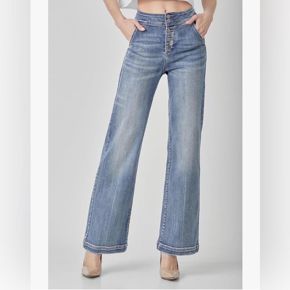 💙RISEN💙 Light Wash, Wide Leg, High Waisted Jeans